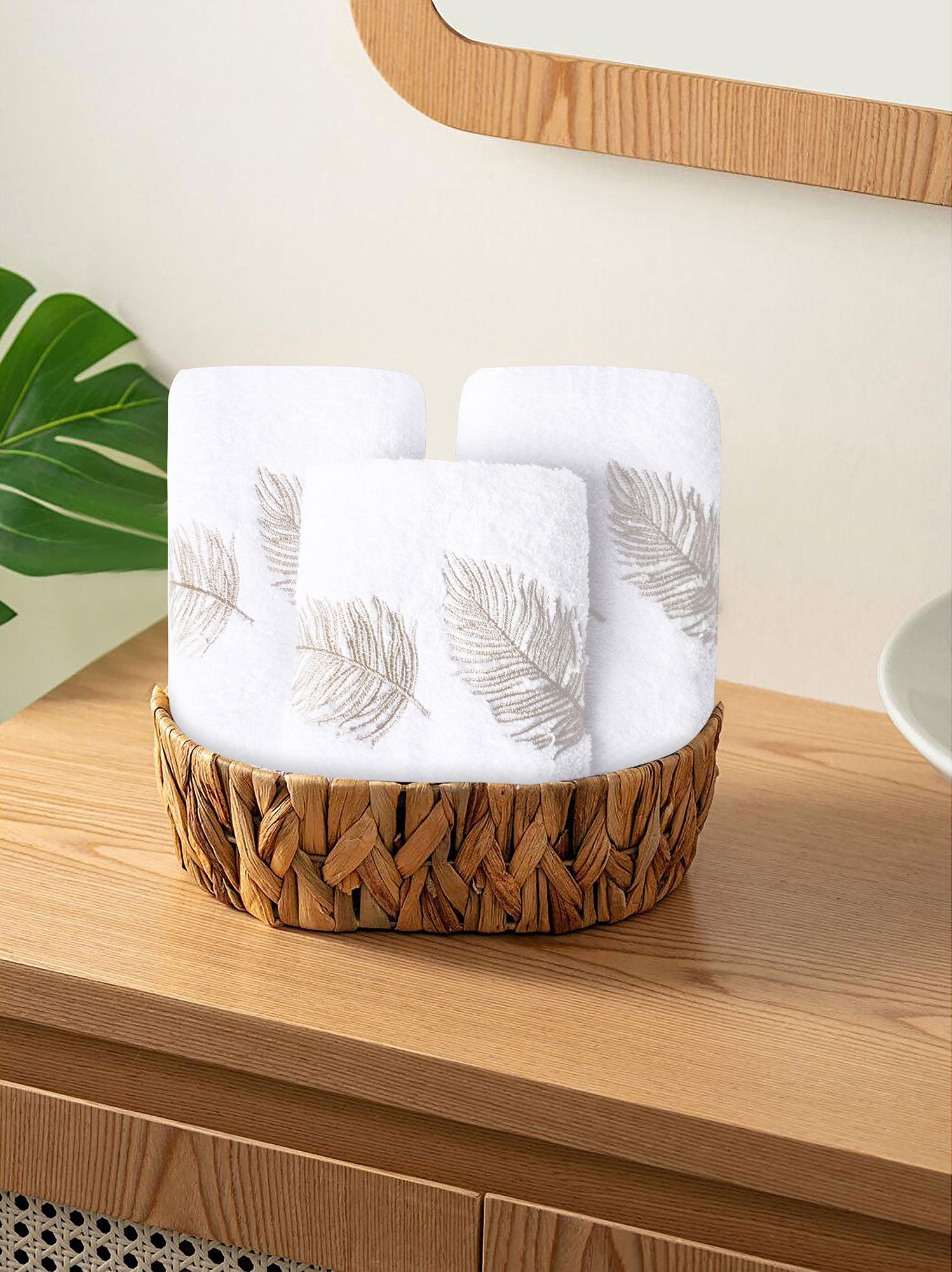 Feather - Guest Towel Set
