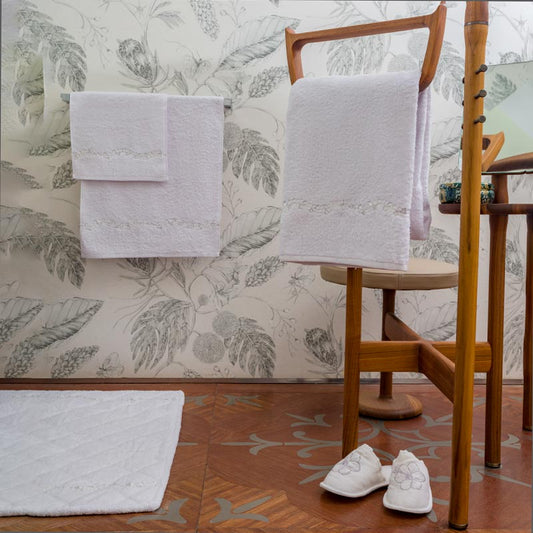 Heba Linens